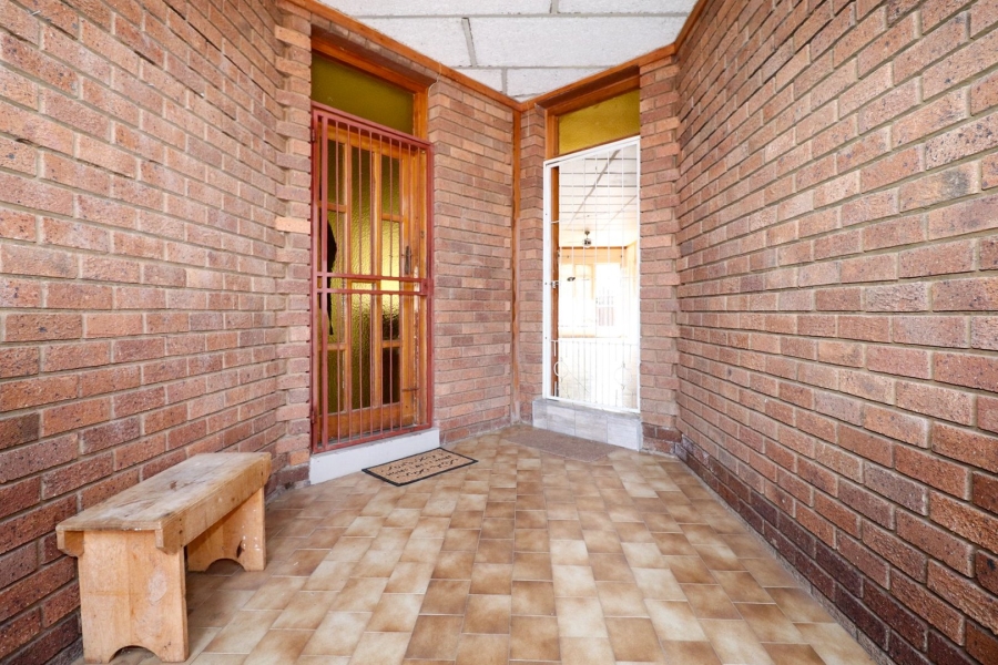 3 Bedroom Property for Sale in La Hoff North West